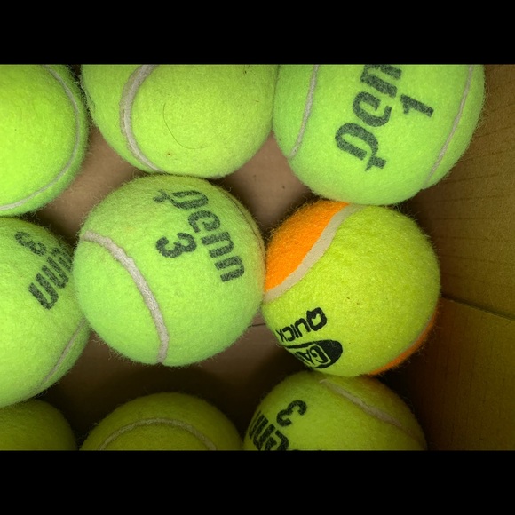 23 tennis balls - Picture 4 of 5